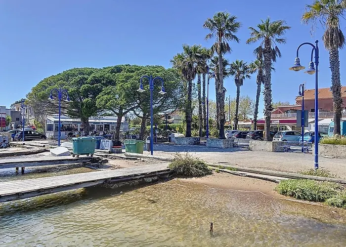 Salins Riviera Apartment *