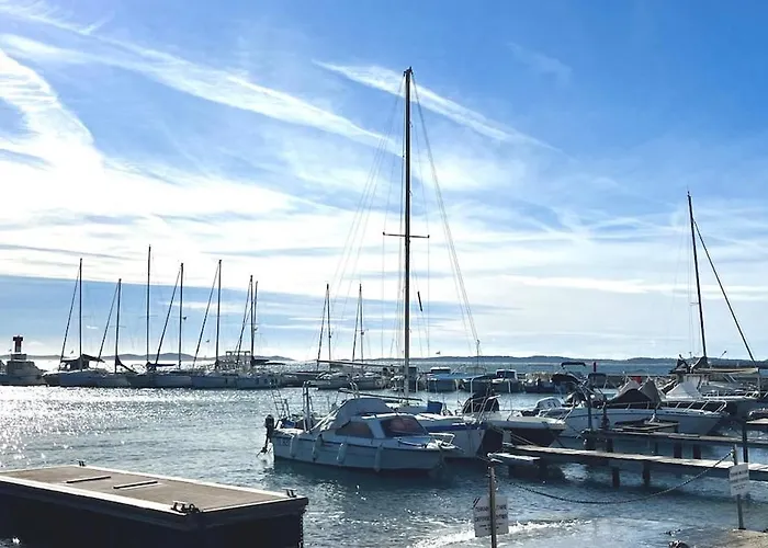 Salins Riviera Apartment